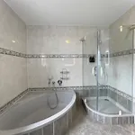 110qm - 4 - Privat Parkplatz - Zentral - Balkon - Mallibase *