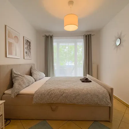 110qm - 4 - Privat Parkplatz - Zentral - Balkon - Mallibase Kassel